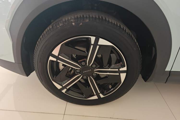 Used Lynk & Co 06 EM-P 2023 EM-P 126 Long-Range Halo