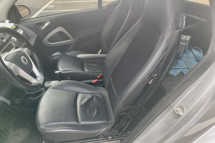 Used smart fortwo 2012 1.0T Convertible Passion Edition Left Rear Seat