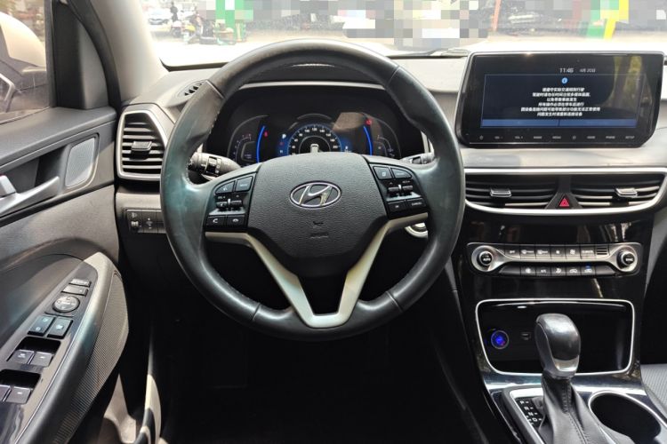 Used Hyundai Tucson 2019 280TGDi Dual-Clutch Two-Wheel Drive Fashion Edition China VI Standard
