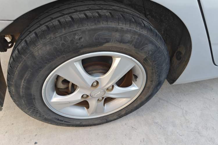 Used Hyundai Verna (older generation) 2014 1.4L Automatic Leading-Edge GLX
