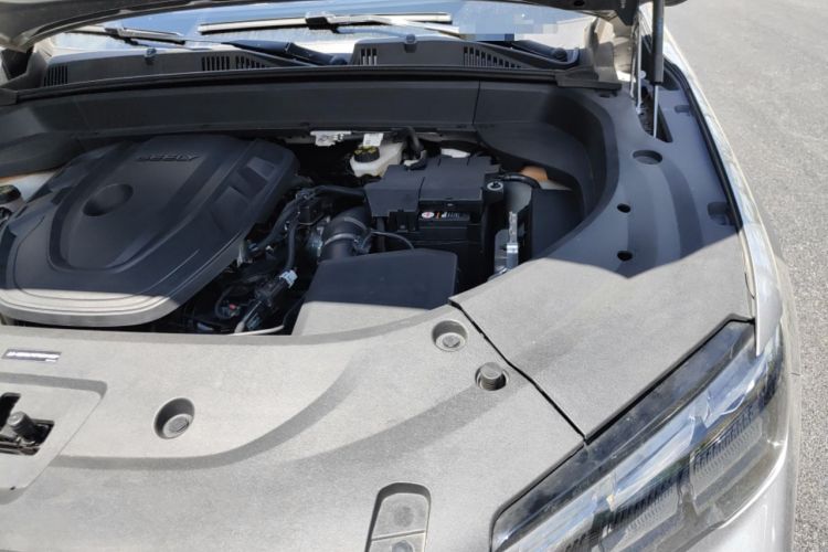 Used Geely Auto Monjaro L 2021 2.0TD DCT EVO Two-Wheel Drive Smart Luxury Version Right Front Headlight