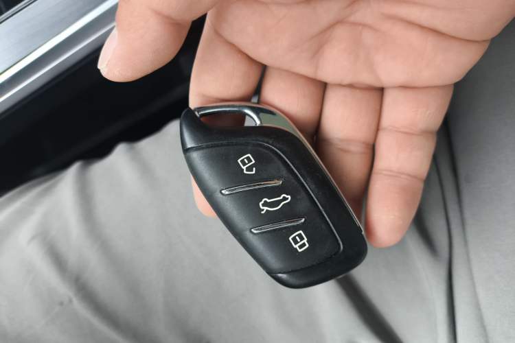 Used Roewe RX5 MAX 2022 1.5T Automatic Zhiwei Prestige Edition