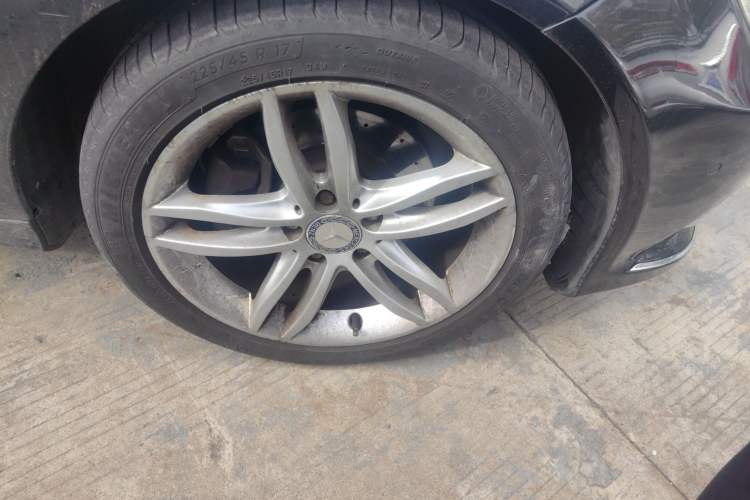 Used Mercedes-Benz C-Class 2013 C 260 CGI Elegant Model Right Front Wheel Hub