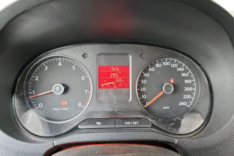 Used Volkswagen Polo 2011 1.4L Manual ZhiShang Edition Instrument Cluster