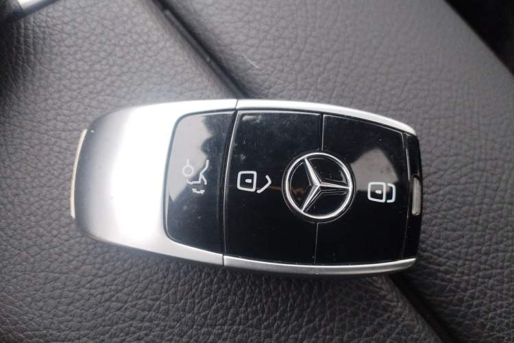 Used Mercedes-Benz E-Class 2019 Restyled E 300 L Luxury Edition