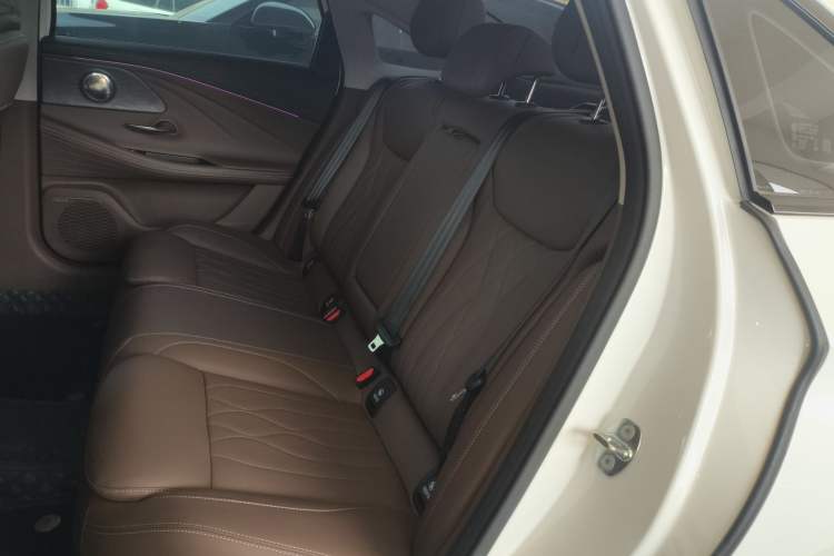 Used Chery Arrizo 8 2023 High-Performance Edition 2.0T DCT Powerfully Equipped