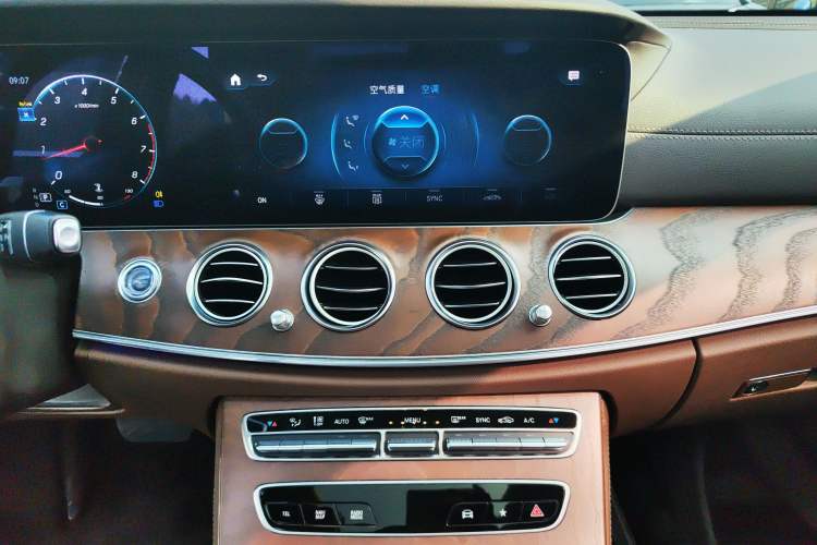 Used Mercedes-Benz E-Class 2023 E 300 L Luxury Model
