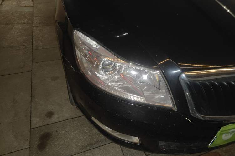 Used Skoda Octavia 2015 Classic Model 1.6L Manual Eado Version
