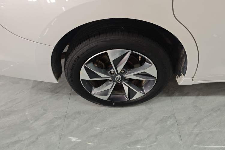 Used GAC Trumpchi M6 2023 PRO 270T DCT Luxury Edition Right Rear Wheel Hub