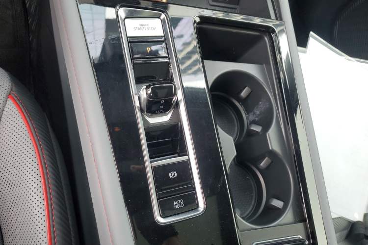 Used Volkswagen Teramont X 2021 330TSI Two-Wheel-Drive Prestige Luxury Edition