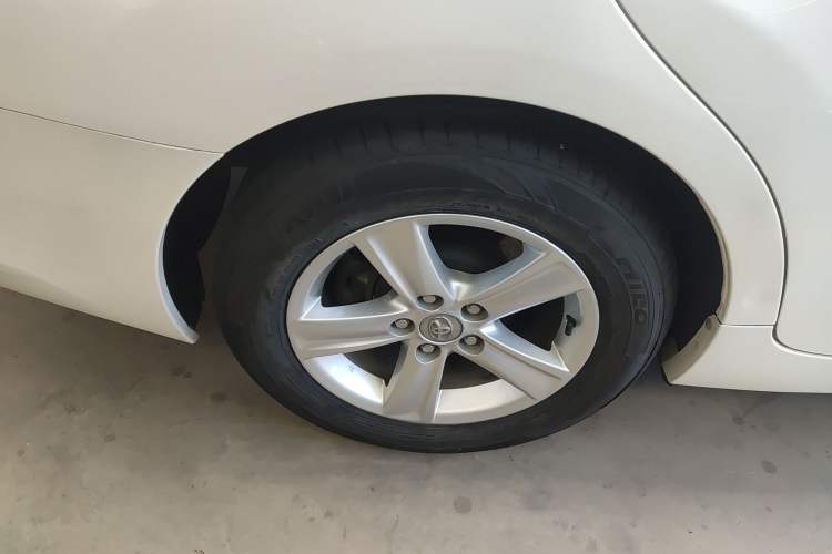 Used Toyota Reiz 2013 2.5V Elite Edition Right Rear Wheel Hub