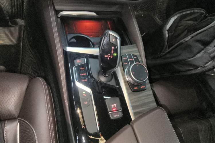Used BMW 5 Series 2020 530Li Luxury Edition Premium Package Gear Lever
