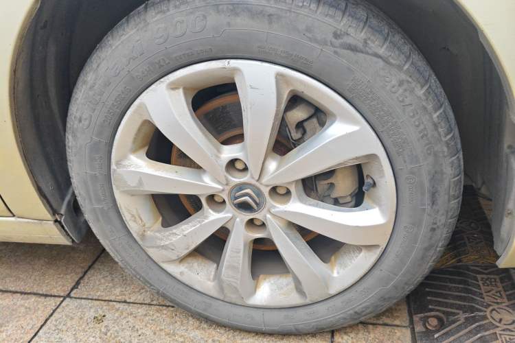 Used Citroen C4 Sega 2016 Joyful Edition 1.6L Automatic Comfort Model Right Front Wheel Hub