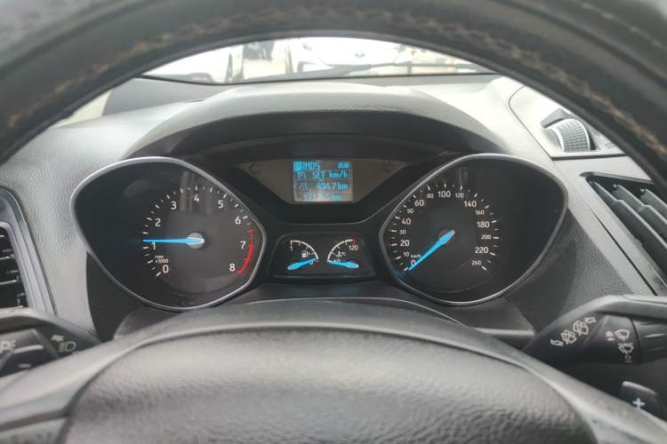 Used Ford Kuga 2017 EcoBoost 180 Two-Wheel-Drive Tiger Leap Model
