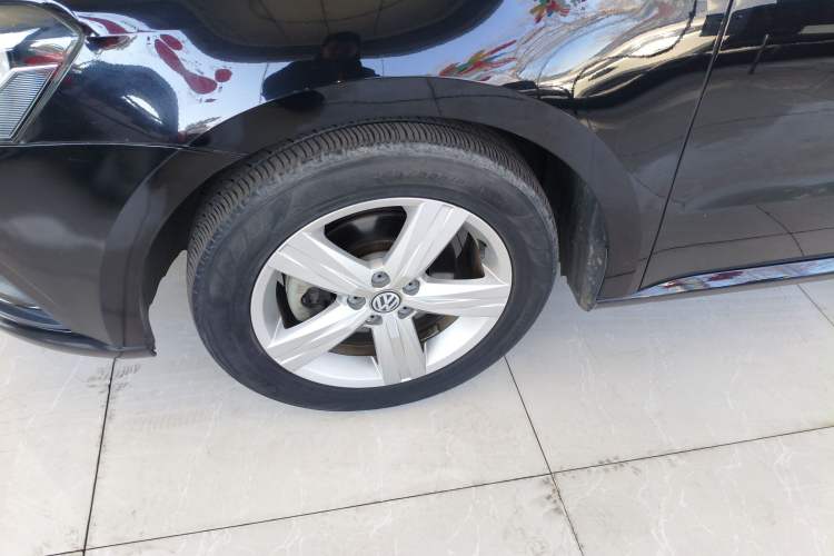 Used Volkswagen Lavida 2017 1.6L Automatic Fashion Edition
