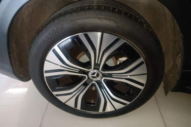 Used Mercedes-Benz EQE SUV 2023 350 4MATIC Luxury Edition Right Rear Wheel Hub
