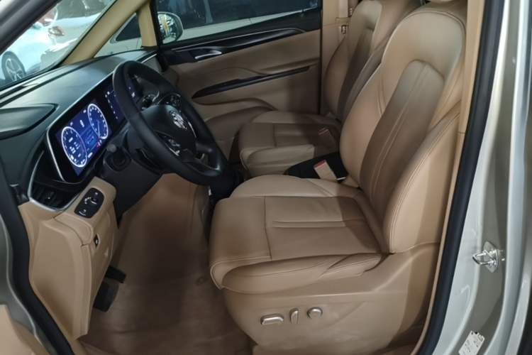 Used Buick GL8 2020 ES Land Cruiser 653T Luxury Edition