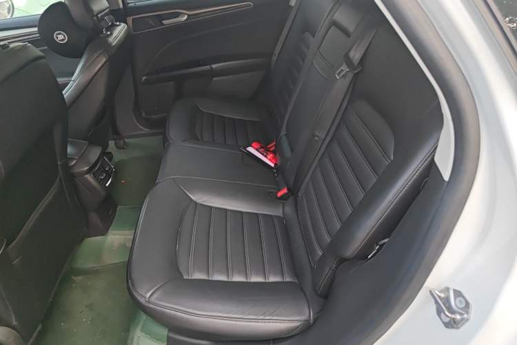 Used Ford Mondeo 2013 2.0L GTDi 200 Fashion Edition
