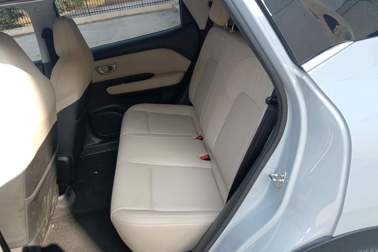 Used Wuling Bingo PLUS 2024 510 km Flagship Edition Four-Seater Version
