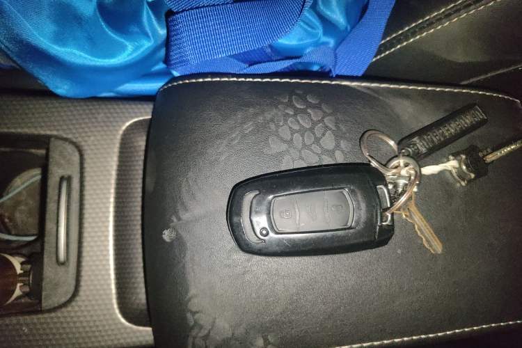 Used Geely Auto Emgrand GS 2017 Elegant Edition 1.3T Automatic Smart Connectivity Model
