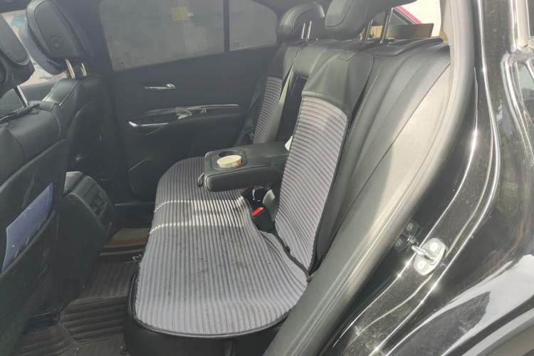 Used Cadillac XT4 2023 28T Two-Wheel Drive Fashion Edition
