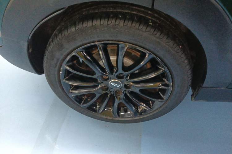 Used MINI Clubman 2018 1.5T COOPER Classic Edition Exterior 5