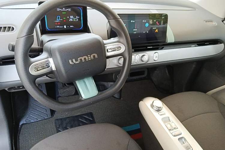 Used CHANGAN NEVO Lumin 2025 205 km Xiangqin Version