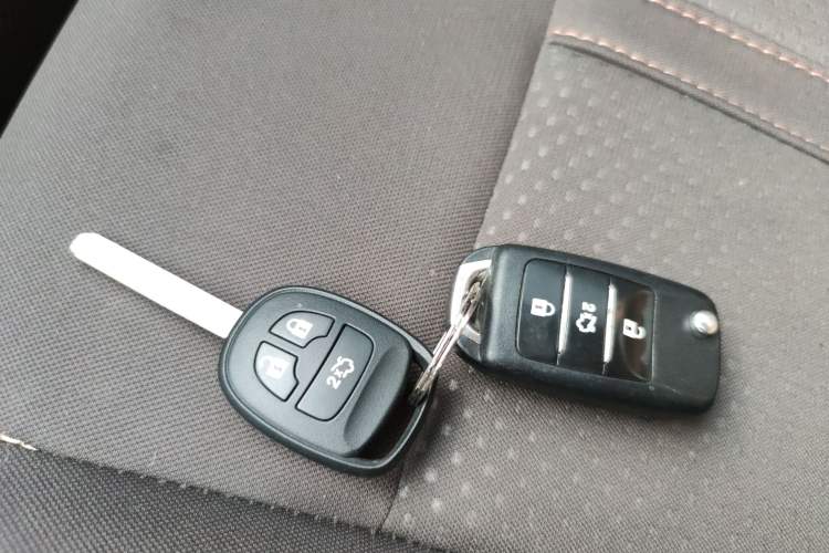 Used CHANGAN Eado DT 2019 1.6L Manual Comfort Model China VI Standard Vehicle Key