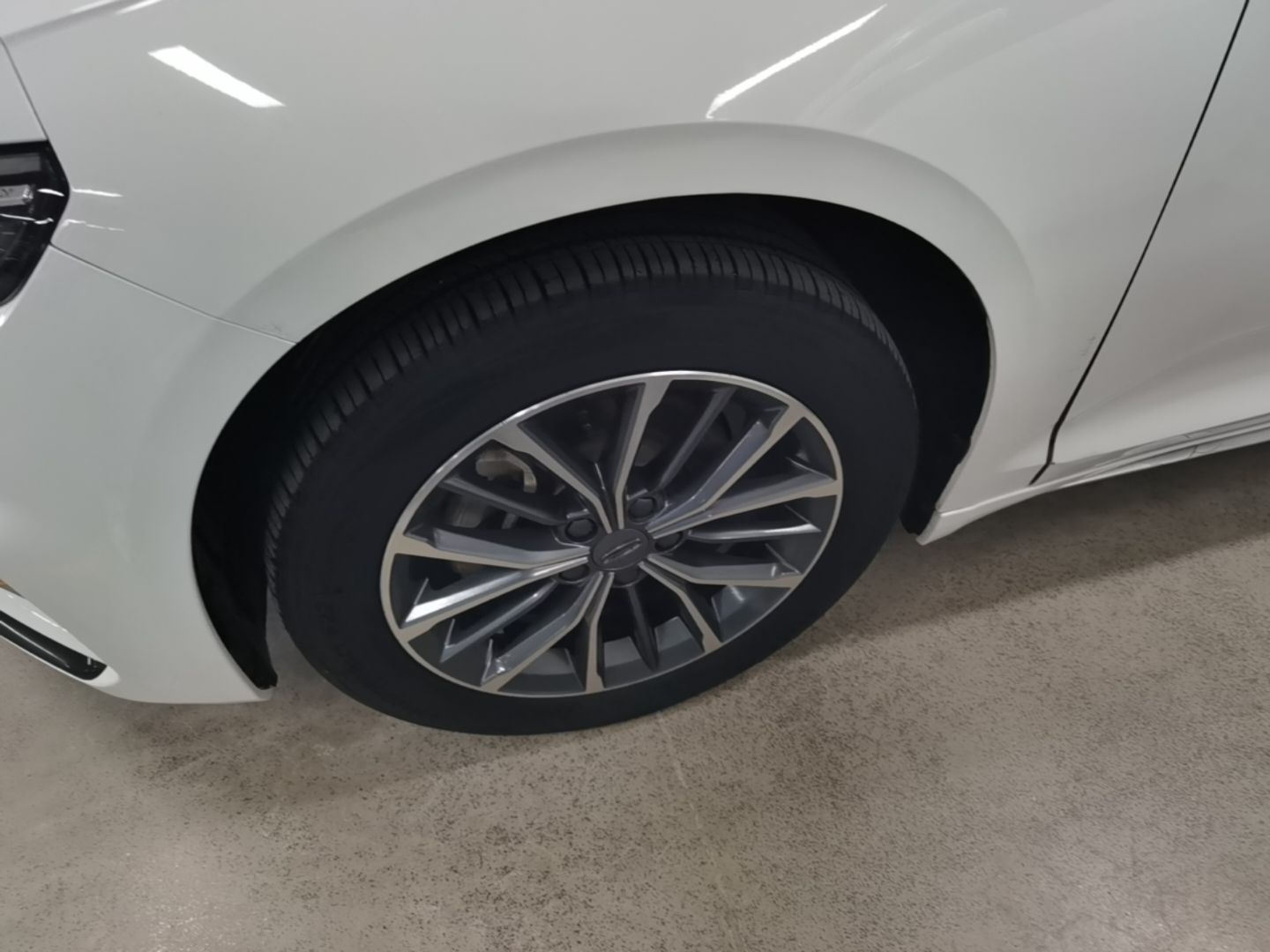Geely Auto Preface 2023 2.0TD Luxury Version — снимка 10