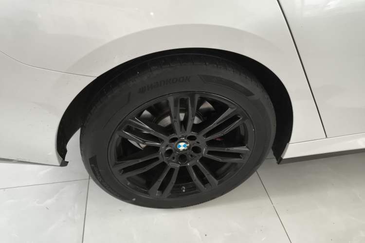 Used BMW 5 Series 2024 525Li M Sport Package Right Rear Wheel Hub