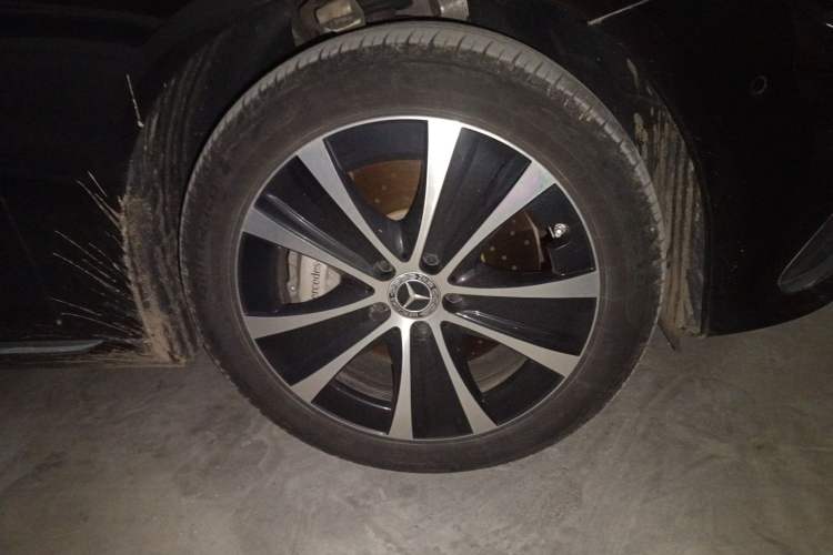 Used Mercedes-Benz E-Class New Energy 2022 Restyled E 350 e L Plug-in Hybrid Sedan
