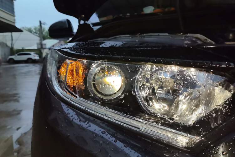 Used Honda Vezel 2022 1.5L CVT Phantom Night Pioneer Edition
