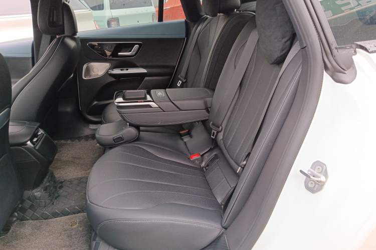 Used Mercedes-Benz EQE 2022 350 First Edition Special Version Left Rear Seat