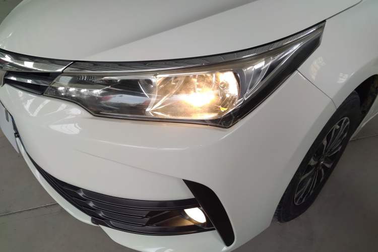 Used Toyota Corolla 2017 Revised Version 1.2T S-CVT GL