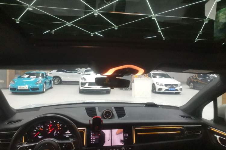 Used Porsche Macan 2020 Macan 2.0T