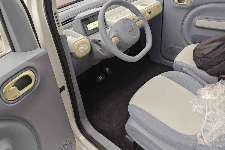 Used Bestune Pony 2026 Model 222km Cute Horse
