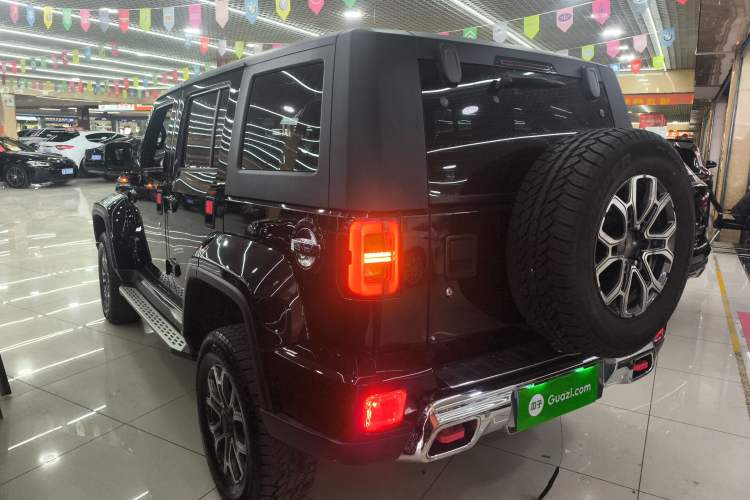 Used BAIC Off-Road BJ40 2019 2.0T Automatic Four-Wheel Drive Urban Hunter Edition Flagship Model China V Emission Standard

