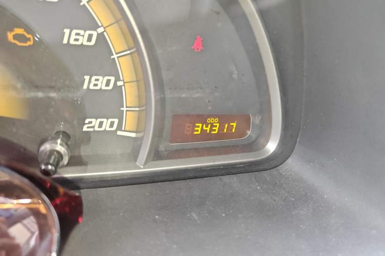 Used Chevrolet Sail 2013 Sedan 1.2L Manual Fashion Edition Odometer Close Up