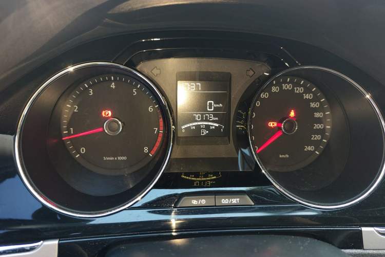 Used Volkswagen Bora 2015 Zhuihui Edition 1.6L Manual Comfort Model Instrument Cluster