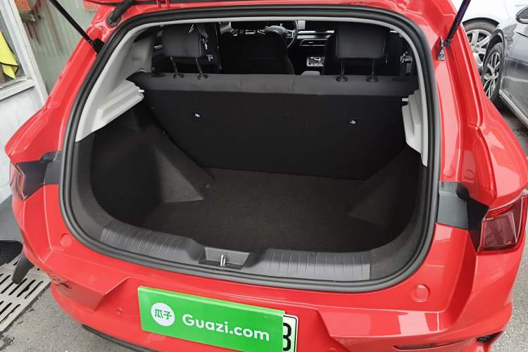 Used BYD e2 2021 Comfort Model Trunk