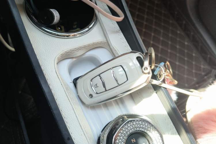 Used Geely Galaxy Panda 2025 210km Panda Kart Vehicle Key