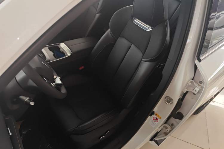 Used CHANGAN CS55PLUS PHEV 2025 Smart New Blue Whale 125km Battleship Edition Left Front Seat