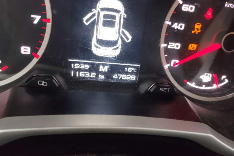 Used Geely Auto Emgrand X7 Sport 2018 2.0L Manual Two-Wheel Drive Zhiya Version Odometer Close Up