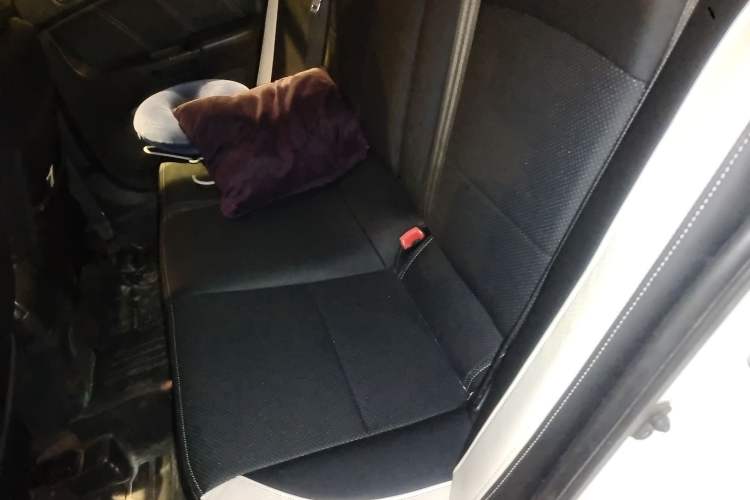 Used Mitsubishi Lancer EX 2016 1.8L Manual Black-and-White Retro Edition