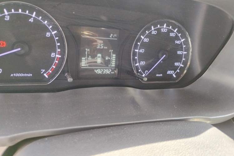 Used CHANGAN OSHAN X70A 2018 1.5L Manual Base Version Odometer Close Up