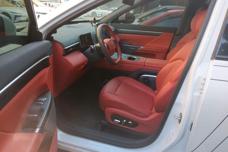 Used Dongfeng eπ eπ008 2024 636Max All-Electric Version 6 Seats