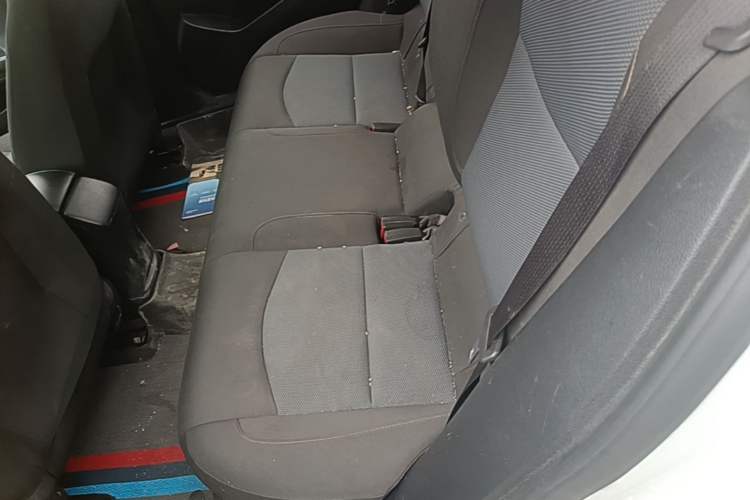 Used Chevrolet Cruze 2017 1.5L Automatic Pioneer Sunroof Edition Left Rear Seat