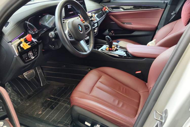 Used BMW 5 Series 2020 530Li Leading Model M Sport Package