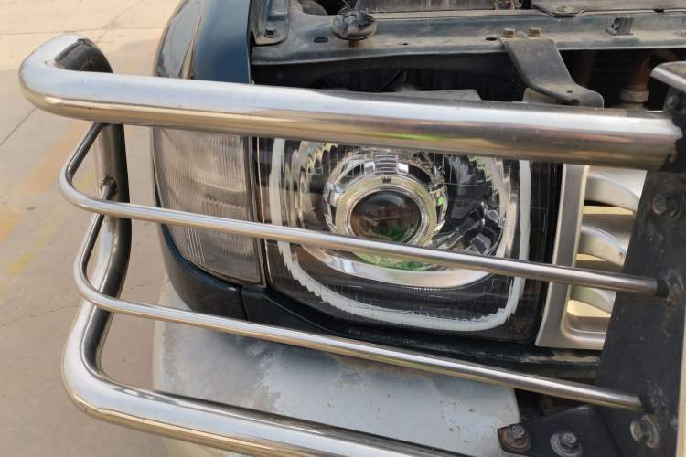 Used Leopaard Heijingang 2013 2.2L Manual Two-Wheel Drive Standard Version
