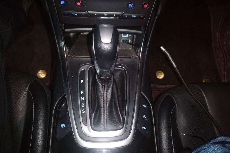 Used Ford Edge 2016 EcoBoost 245 Four-Wheel Drive Titanium 7-Seater
